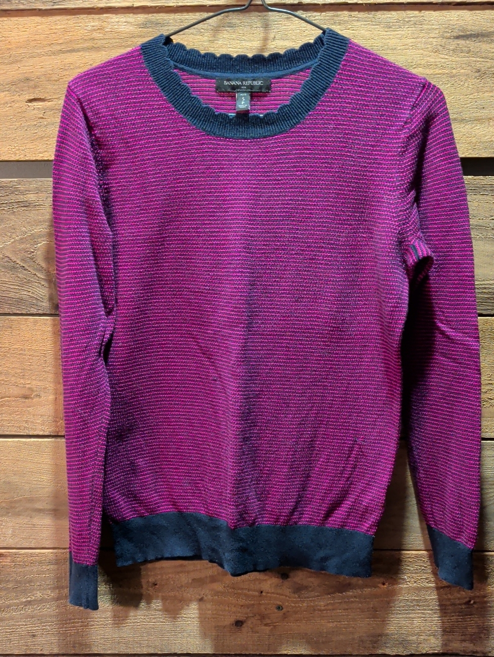 Banana Republic Navy Blue And Magenta Crewneck Sweater